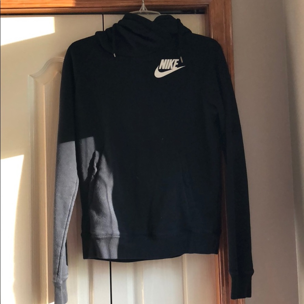 Nike sweatshirt
